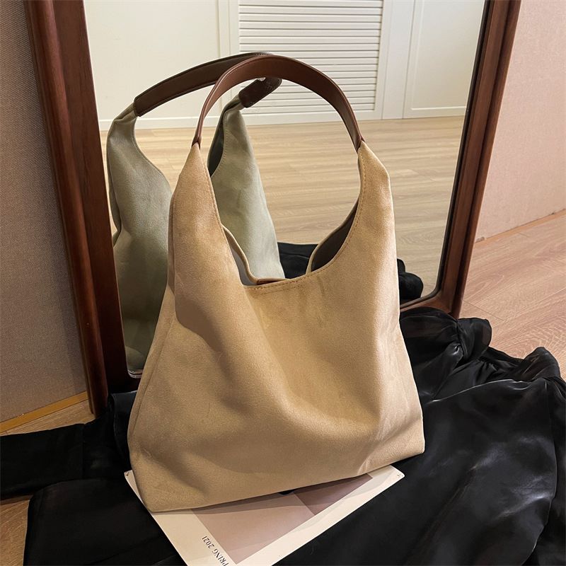 Eden | Stylish Suede Day Bag